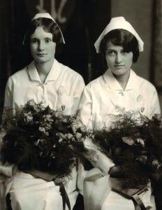 Bertha Lee Barr and Verrell Whitaker, Jewish Hospital School of Nursing students